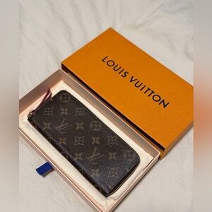 Louis Vuitton Clemence Wallet- Never Used